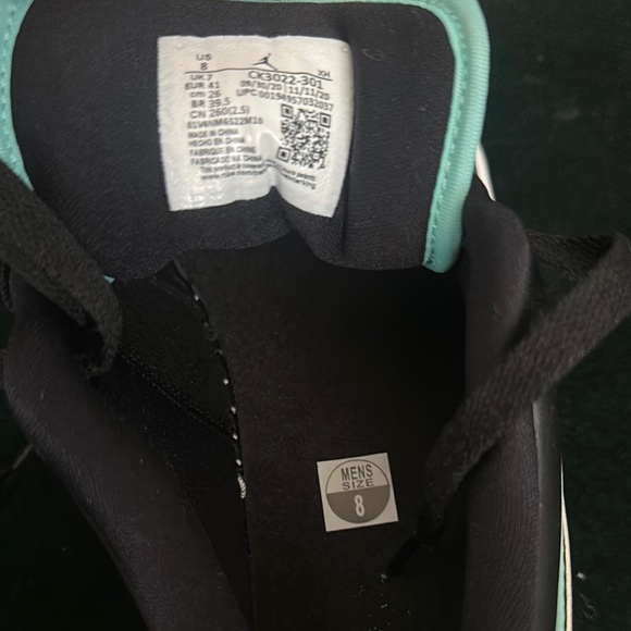 Nike Air Jordan Low in Black, Teal, and Orange - Picture 3 of 8